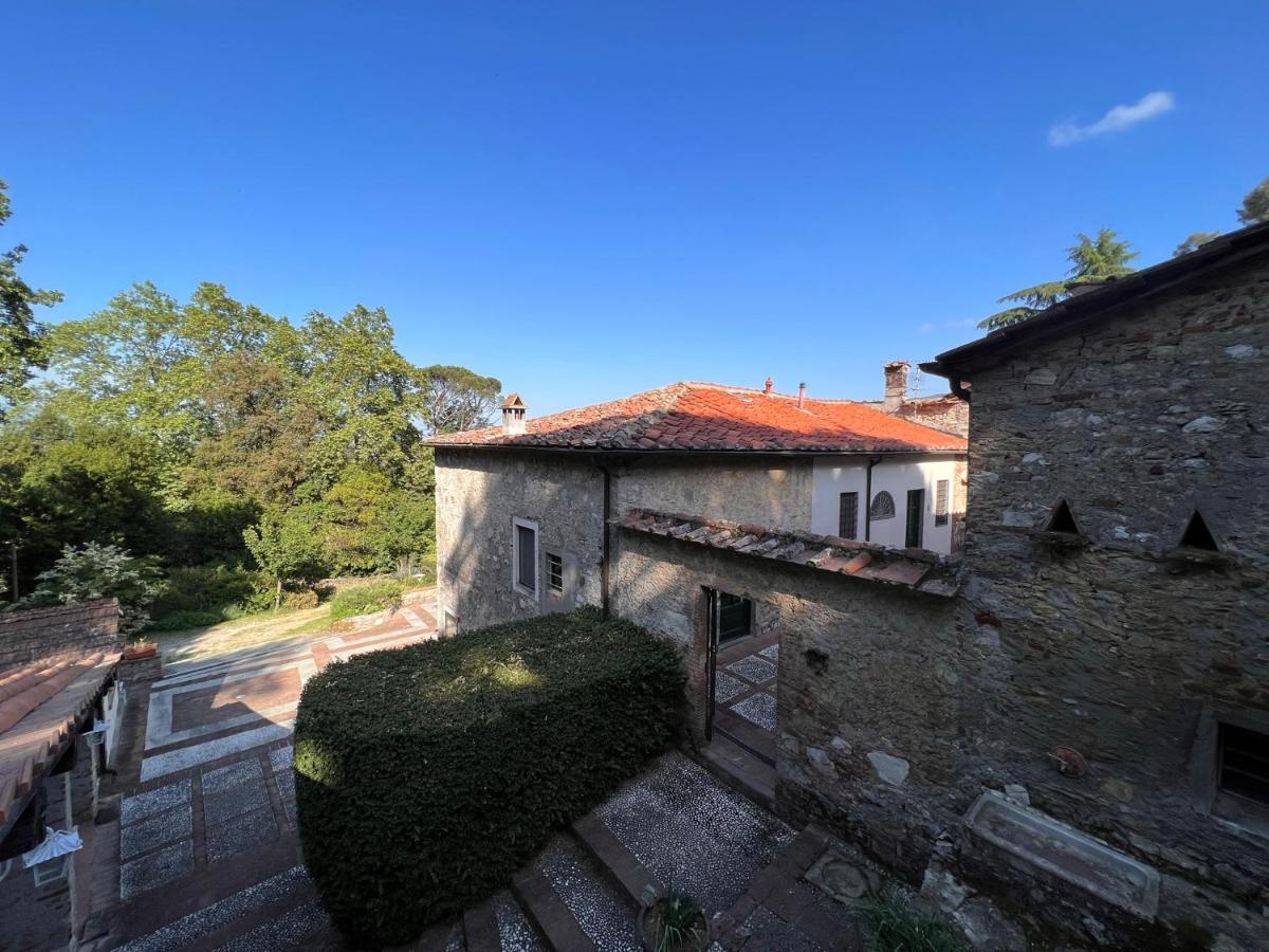 Borgo Al Canto Degli Alberi ลุคคา ภายนอก รูปภาพ